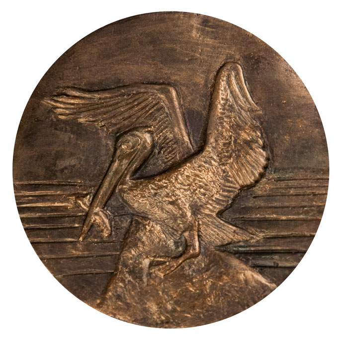 (2010 Pelikan. Medalion gips.