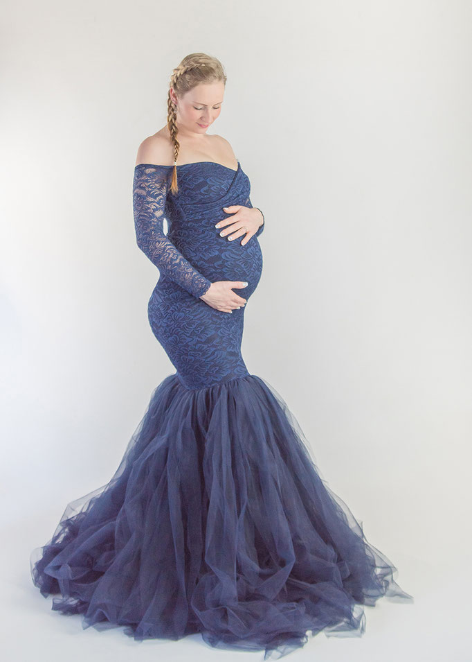 Babybauch - Shooting - Studioaufnahme elegant