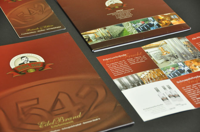 HÖDL HOF FRUCHTDESTILLERIE UND SPIRITUOSEN GMBH: Prospekte, Drucksorten, Etiketten & Packaging, u.v.m. © by dunstdesign.at
