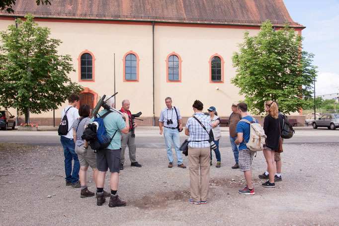 Teilnehmer am Start vor der Wallfahrtskirche (Foto: B. Budig)