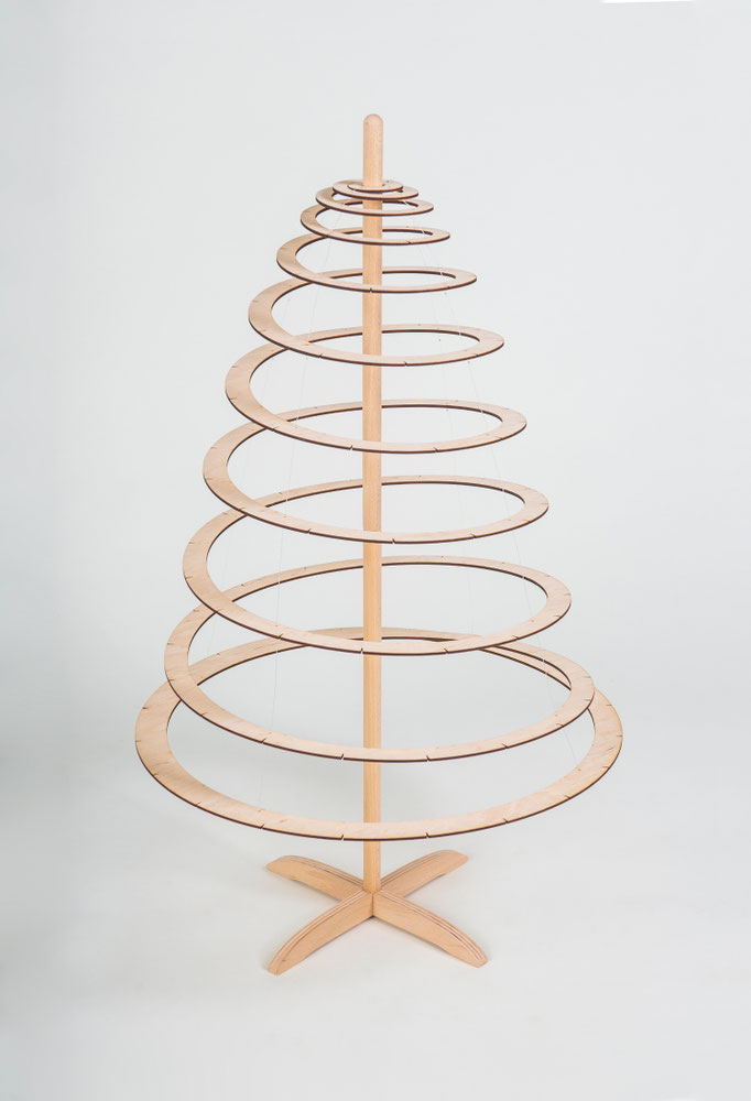 Spira Small Weihnachtsbaum aus Holz - Holzbäume können jedes Jahr wieder verwendet werden.