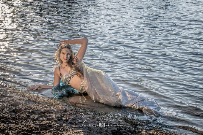 Model Linda - See Shooting Meerjungfrau