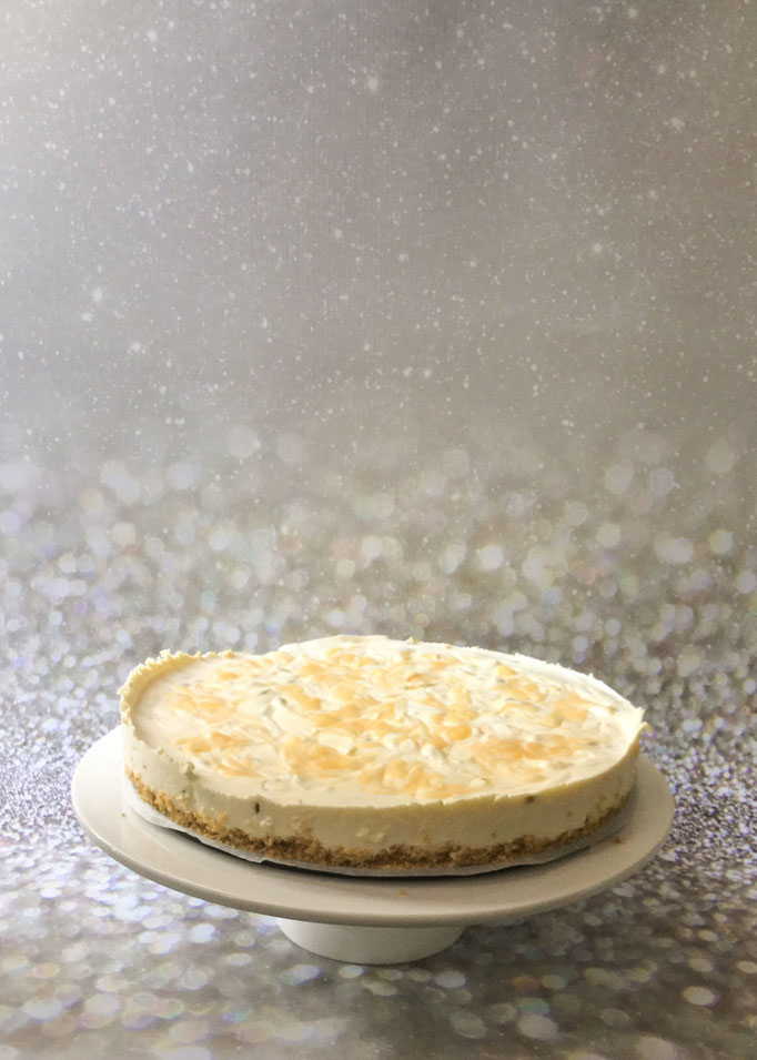 Tropische cheesecake met passievrucht, limoen en lemon curd