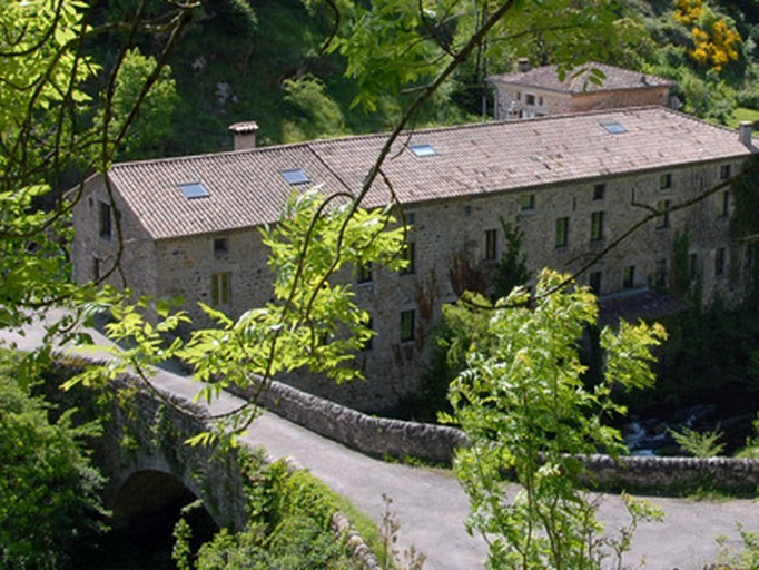 Fabrique du Pont d'Aleyrac