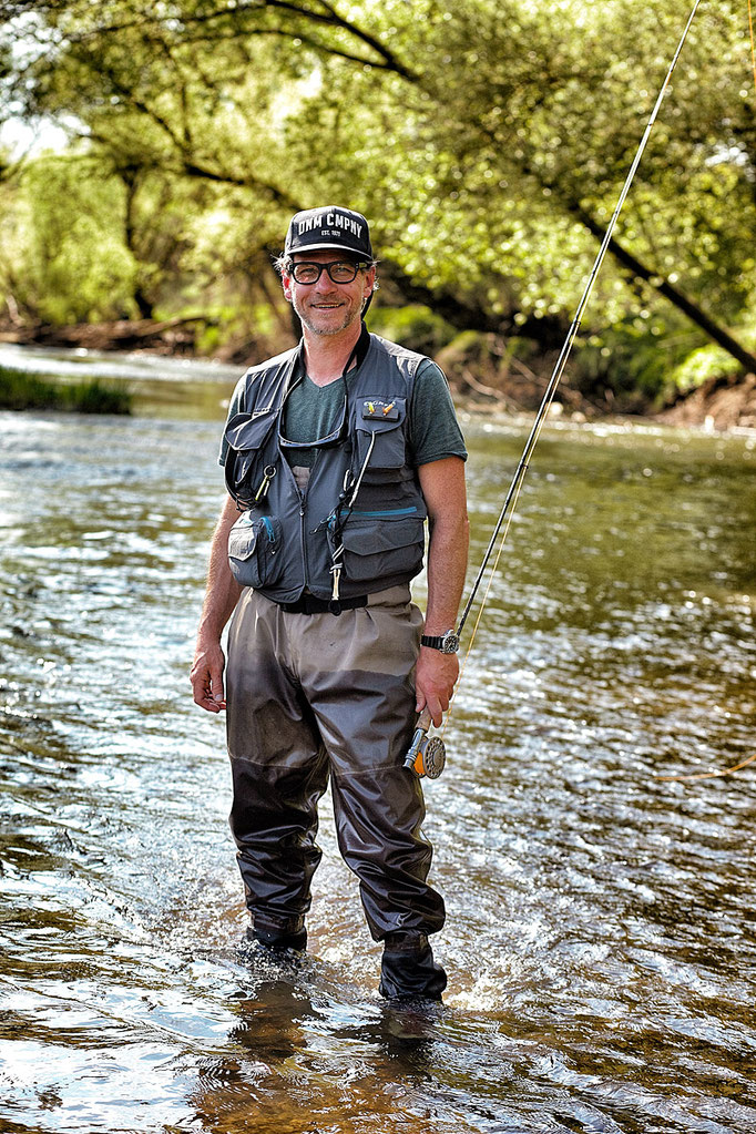 Fliegenfischerschule-Hessen / Fliegenfischen lernen / Kurse und Schulungen / Wurfkurs und Guiding / Fliegenfischerkurse