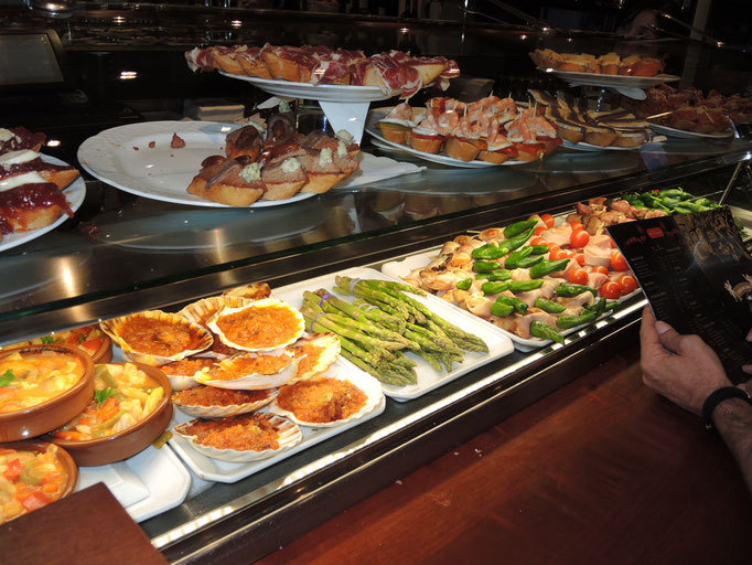 Die Tapasbar in Santiago sind legender