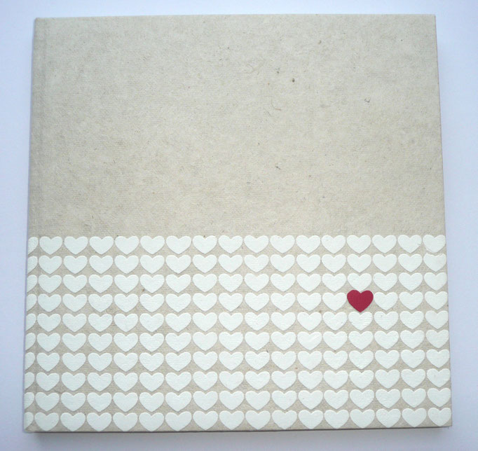Gästebuch mit Namen Hochzeit, Hochzeitsgästebuch, schlichtes Gästebuch individuell, Gästebuch mit Herz Herzchen weiß