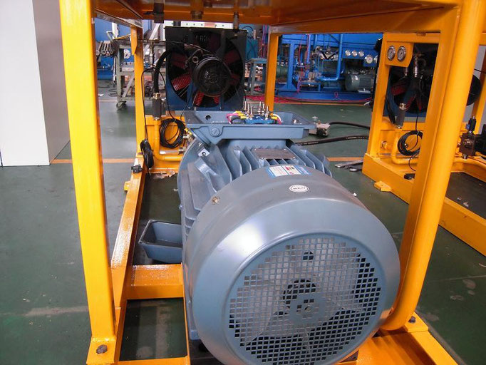DIXIN EQUIPMENTS IN ASSEMBLY
