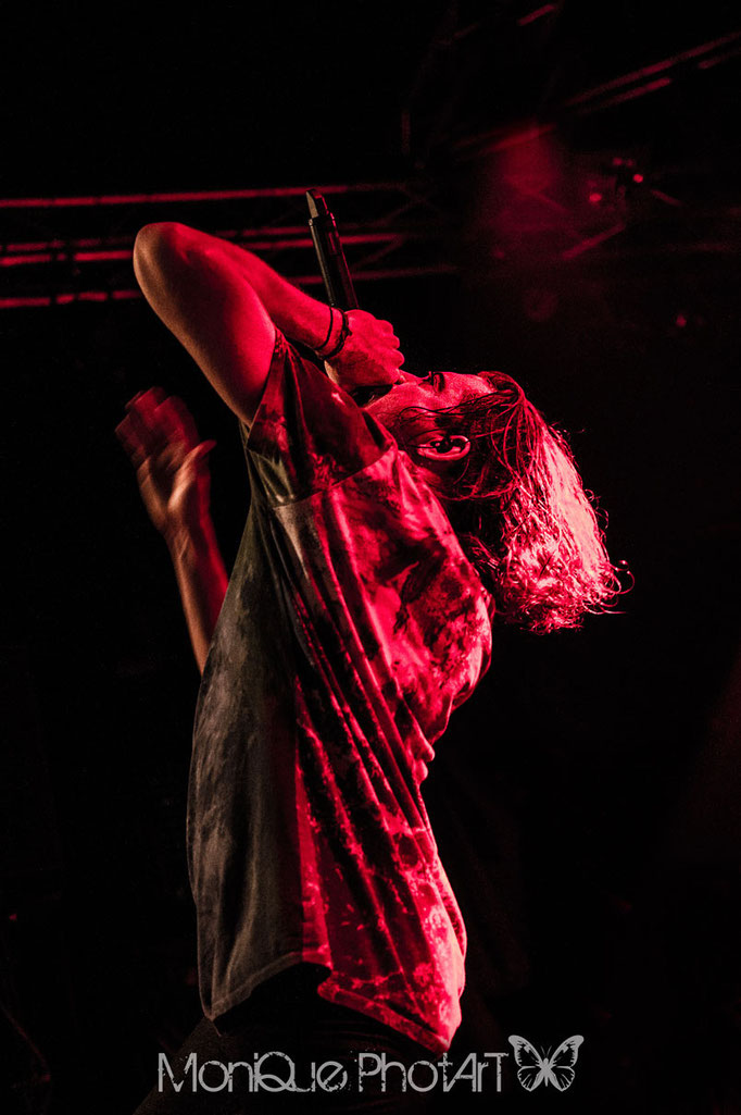 In Hearts Wake (Australia) - all rights: moniquephotart