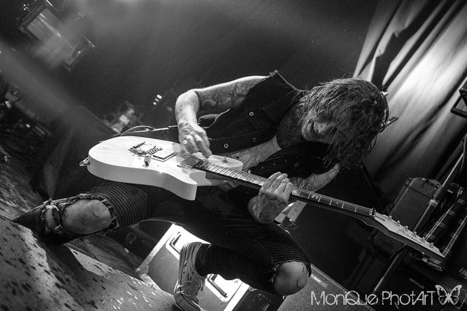 Asking Alexandria (GB) - all rights: moniquephotart