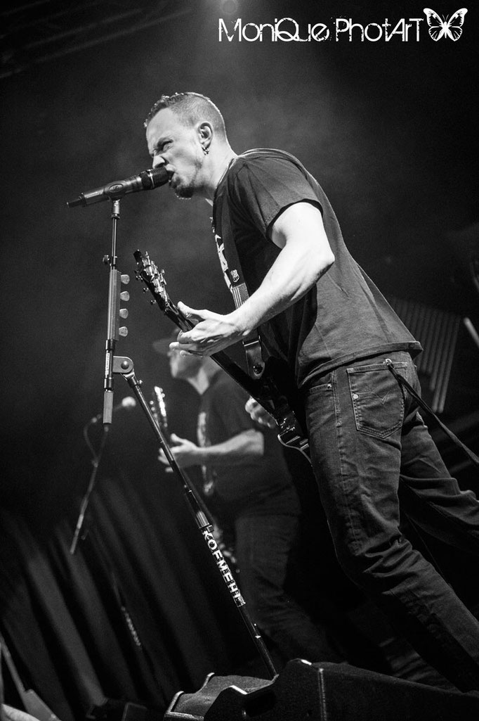 Tremonti - all rights: moniquephotart