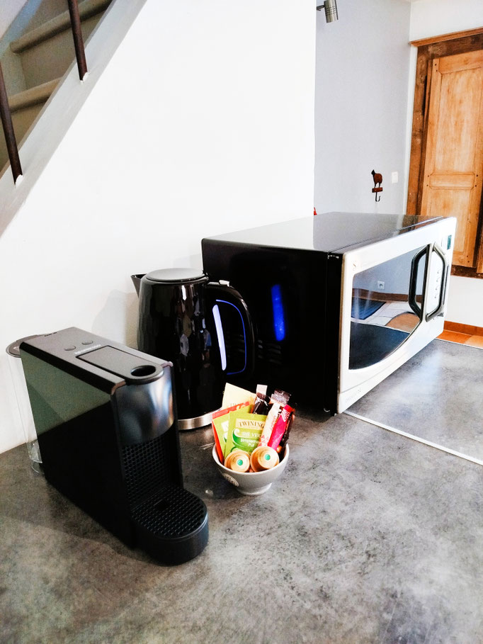 Gite équipée d'une cafetière expresso Nespresso - plateau de courtoisie et bouteille d'eau au frais pour votre arrivée