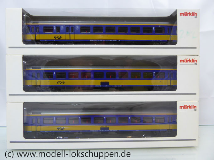 3er Set Inter-City Schnellzugwagen der NS Märklin 42644, 42645, 42646