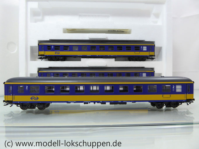 3er Set Inter-City Schnellzugwagen der NS Märklin 42903