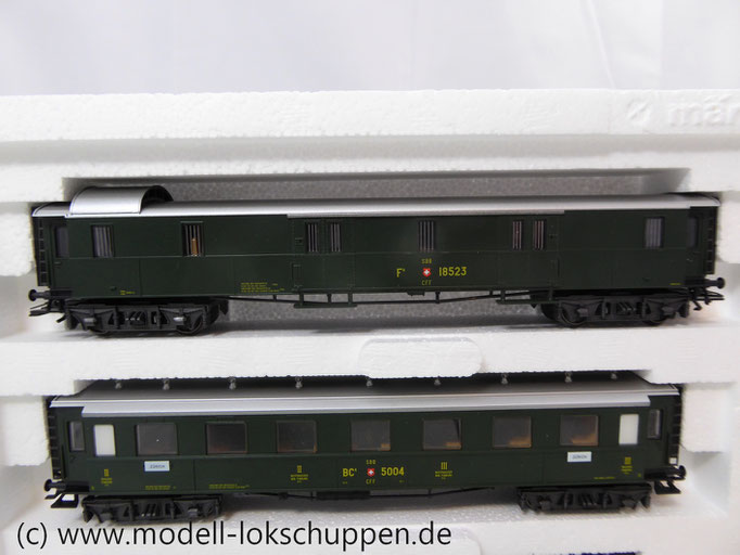 Märklin 42385 H0 Wagen-Set - 3 Schnellzugwagen, SBB-CFF-FFS, Ep. I-II