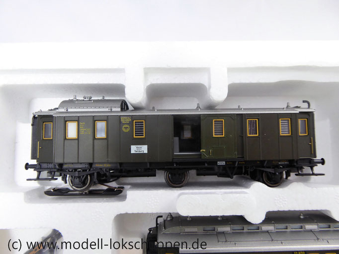 Märklin 43973 Wagen-Set ´Oldtimer-Personenzug´ Dreiachsige Personenwagen der DRG 