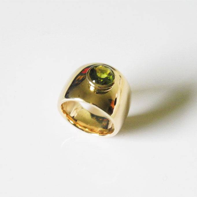 Ring mit Peridot Gold 750