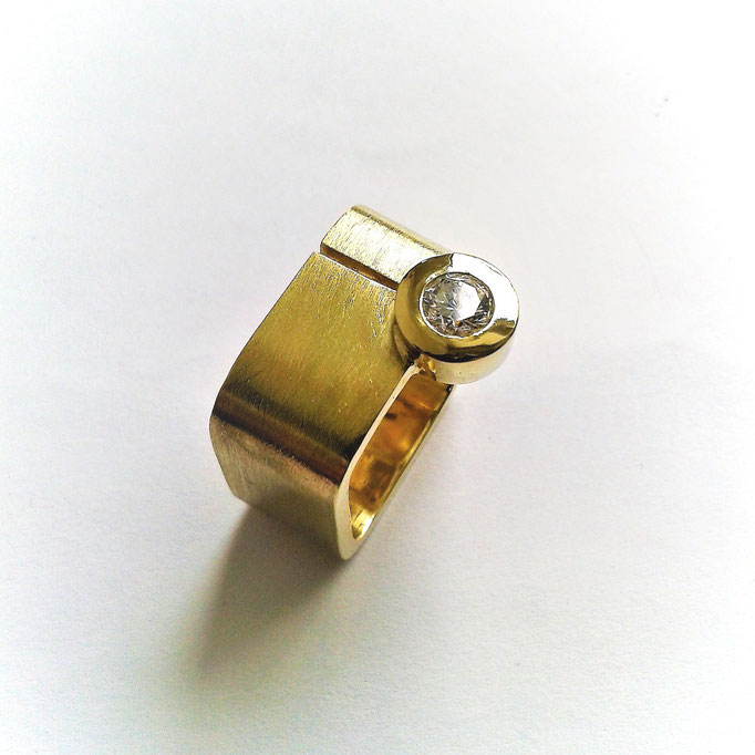 Solitärring Carée Gold 750