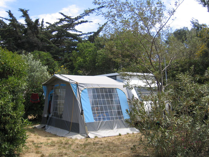 Camping Six Fours : campsite Mélia