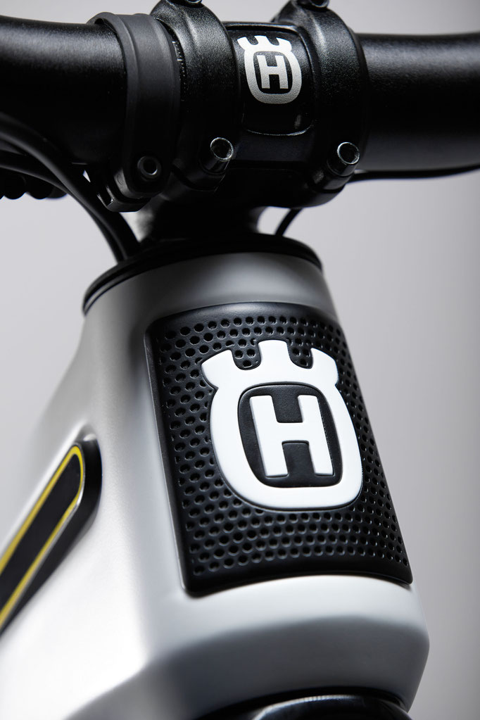 Husqvarna E-Bicycles mit dem neuen MC6
