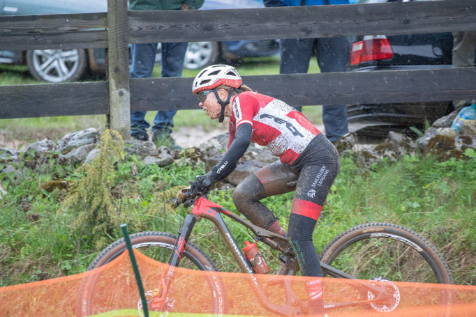 Mona auf dem Weg zu EM-Silber Fotos/Copyright: Peter Maurer/Cycling Austria