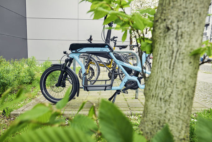 CS steht im Übrigen für Center sowie Single Track und ist in insgesamt drei Ausstattungsvariationen mit jeweils zwei Farben erhältlich.