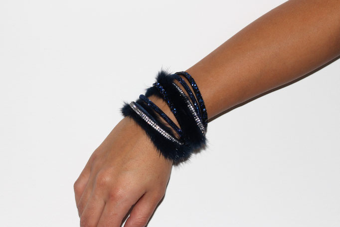 Dunkelblau Wickelarmband 85€