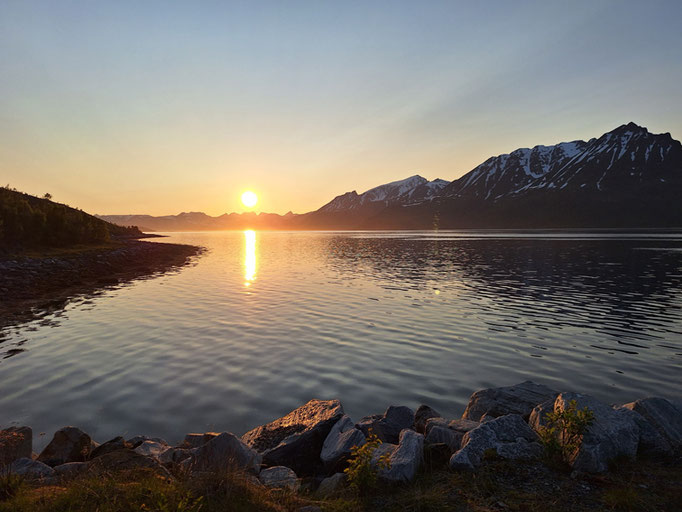 Mitternachtsonne auf Uløya