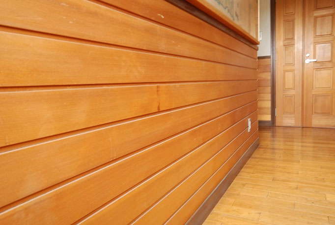 アガチス 羽目板 施工例