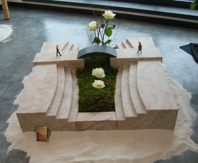 Urnengrab in SHIVAKASHI, geschliffen,100x100