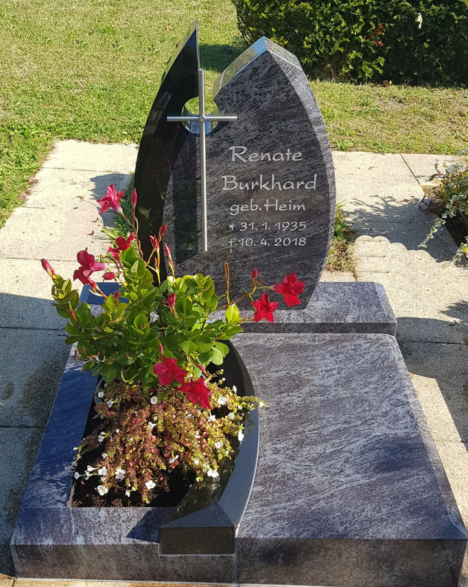 Urnengrab in Leimen