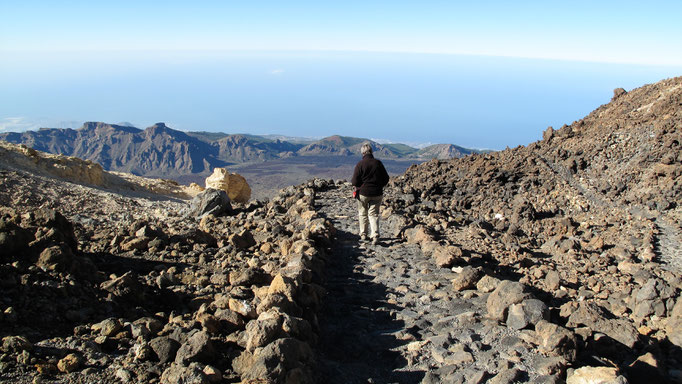 Der höchstgelegene Punkt von Spanien: Auf dem Teide.