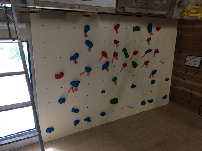 ボルダリング】WALL・HARIBOTE - ドーンクライミングジム 兵庫 尼崎 ボルダリング】WALL・HARIBOTE - ドーンクライミングジム 兵庫 尼崎
