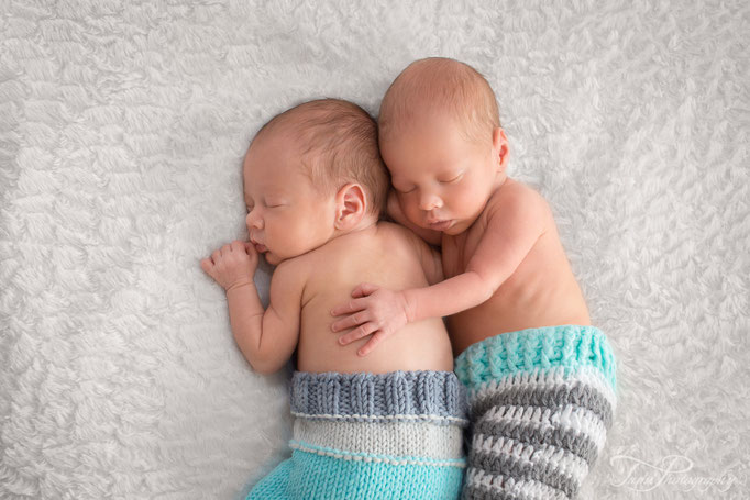 Babyfotograf Ulm, Babyshooting Zwillinge, Neugeborenenfotograf, Baby Fotoshooting,