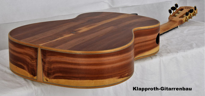 www.klapproth-gitarrenbau.de