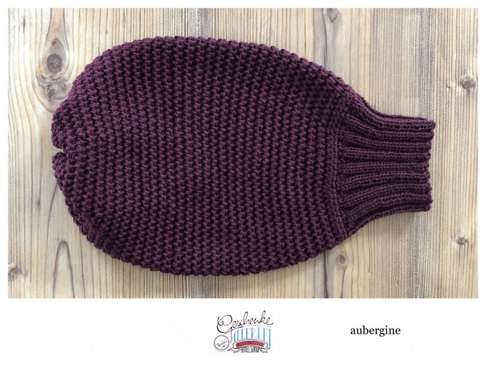 gehäkeltes Gebärmutter-Modell mit handgestrickter Cervix in aubergine