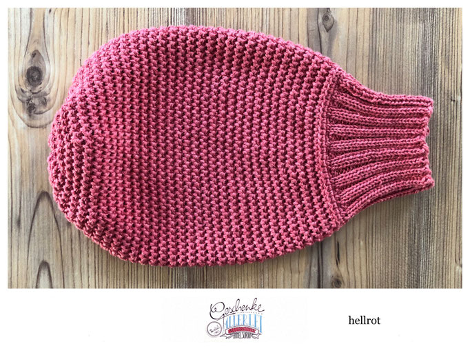 gehäkeltes Gebärmutter-Modell mit handgestrickter Cervix in hellrot