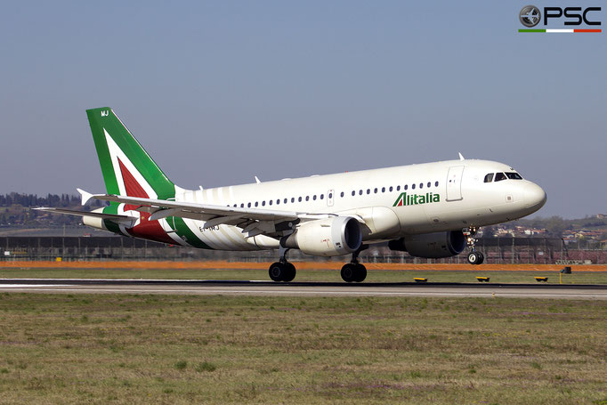 EI-IMJ A319-112 1779 Alitalia @ Aeroporto di Verona 04.2019  © Piti Spotter Club Verona