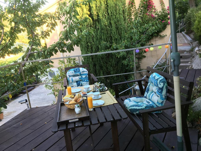 réveil en douceur avec le petit déjeuner