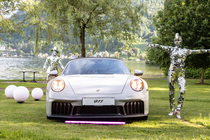 Außergewöhnliche Spiegelkünstler für Galas, Firmenevents, Produktpräsentationen und VIP-Veranstaltungen.