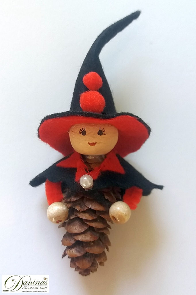 Hexenfigur Walburga