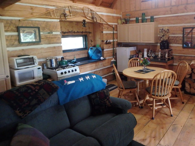 TIMBER CABIN BED & BREAKFAST klondikeventures