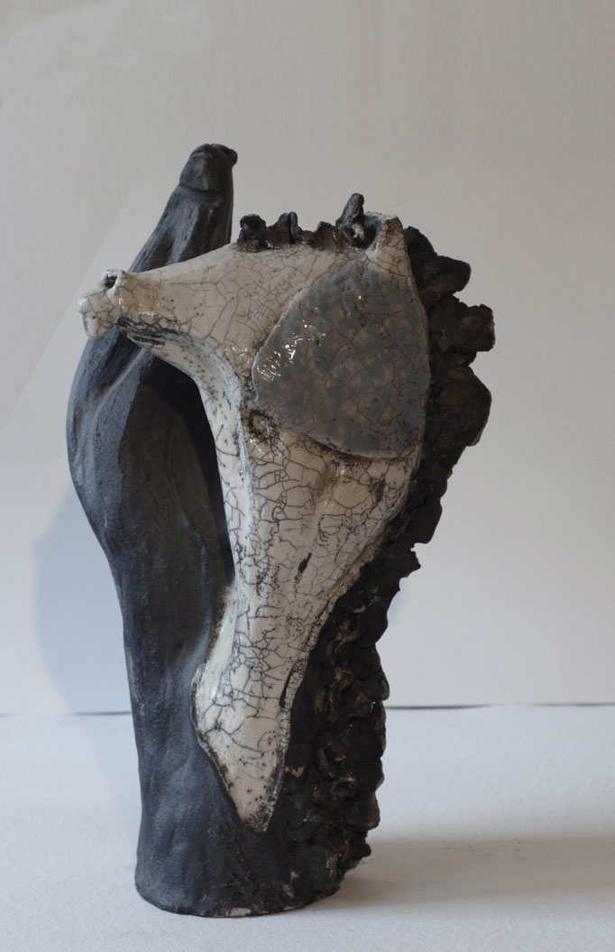 Due Cavalli Nero e Azzurro_15x20x45 cm_Tecnica Raku