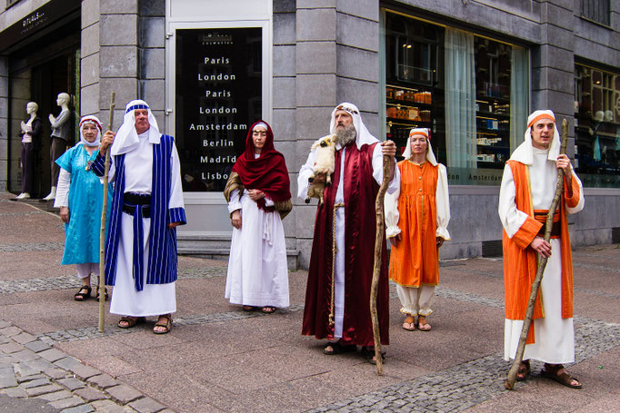 Sarah&Abraham  Straßentheater Aachen 2014