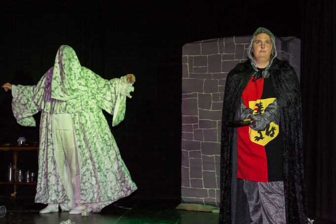 Viel Radau auf Burg Monschau  Theater Kunterbunt 2019