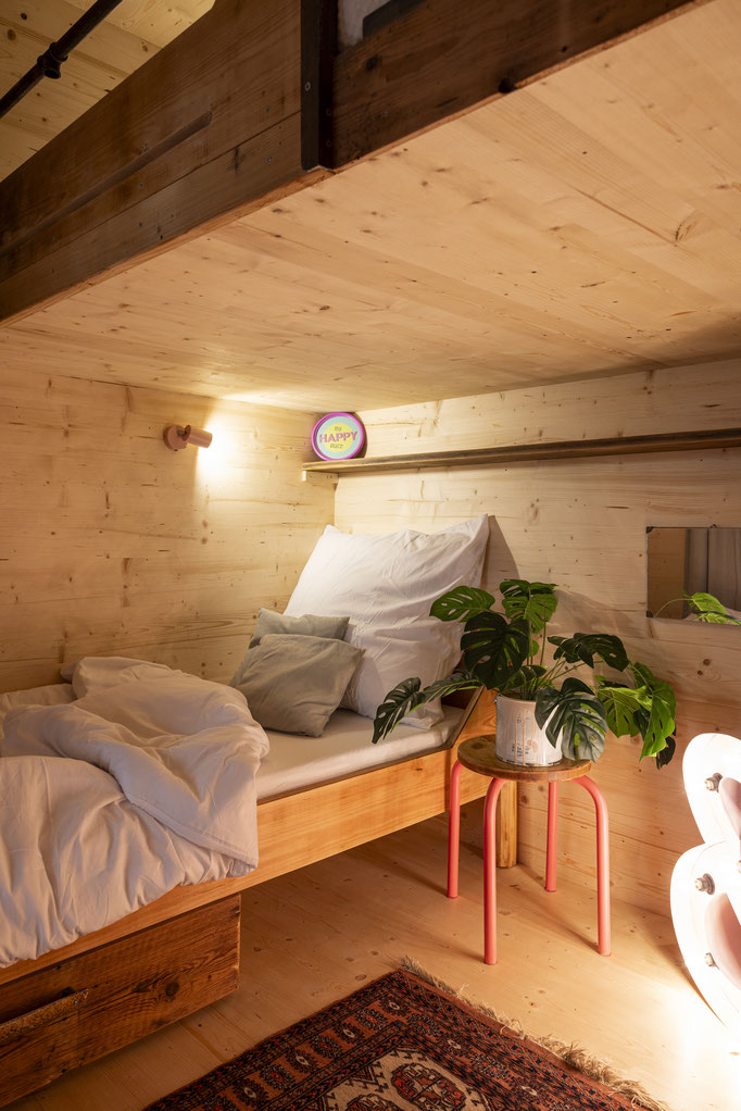 Blick ins Dreibettzimmer “Asiahaus”