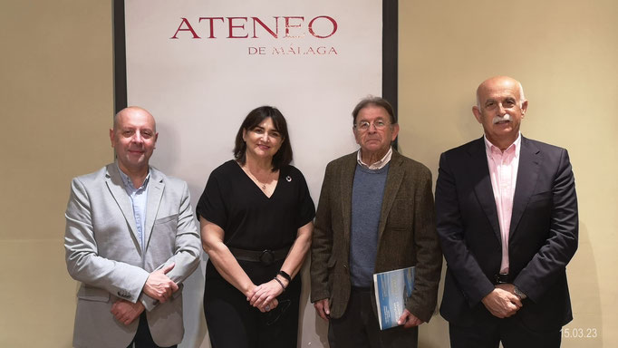 Los intervinientes entre Miguel, Tello, presidente ejecutivo del Ateneo y el vocal, Felipe Foj