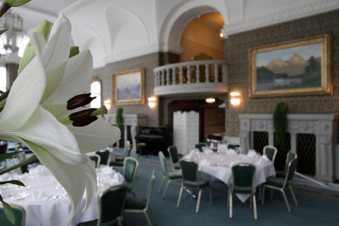 Dekoration Hochzeit  |  Seehotel Waldstätterhof  |  Brunnen