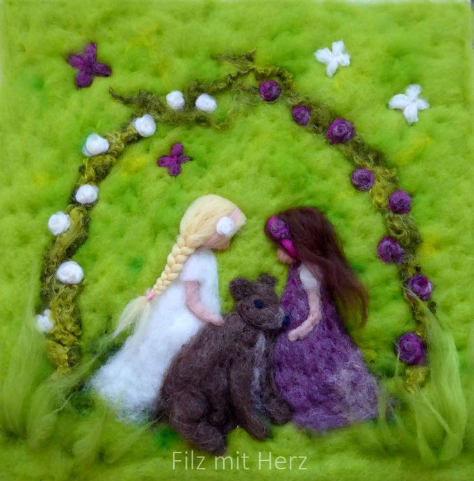 WOLLBILD SCHNEEWEISSCHEN UND ROSENROT - FILZ MIT HERZ WOLLBILDER FILZBILDER