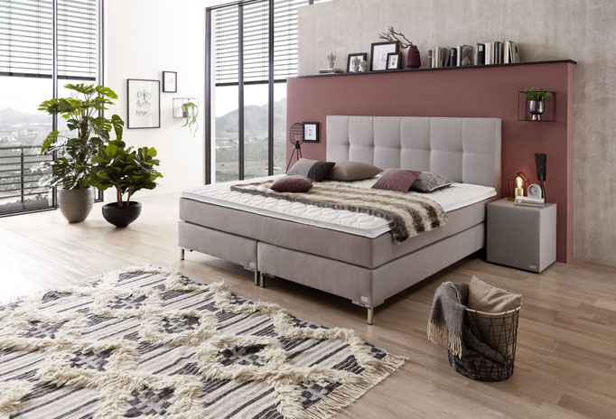 Boxspringbett 180x200 mit Design Kopfteil in grau